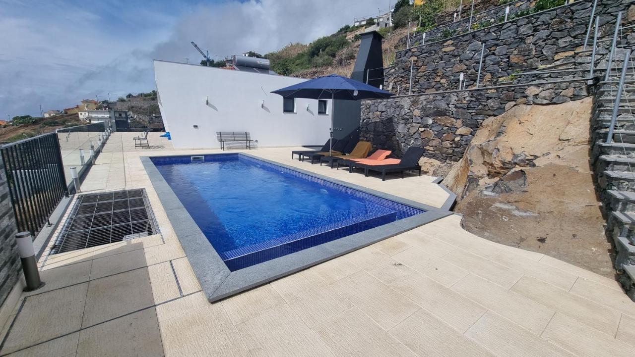 Majestic Seaview Villa ファハ・ダ・オヴェルハ エクステリア 写真