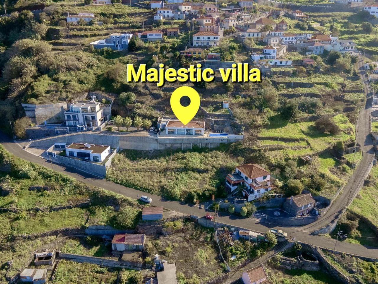 Majestic Seaview Villa ファハ・ダ・オヴェルハ エクステリア 写真